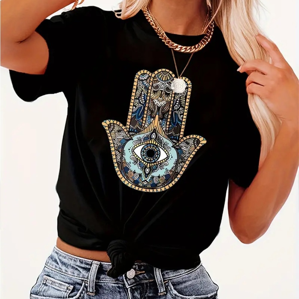 NWT Women's size large Hamsa eye in hand crew neck tee shirt in black.